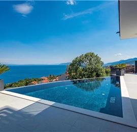 3 bedroom villa with infinity pool in Opatija, sleeps 6